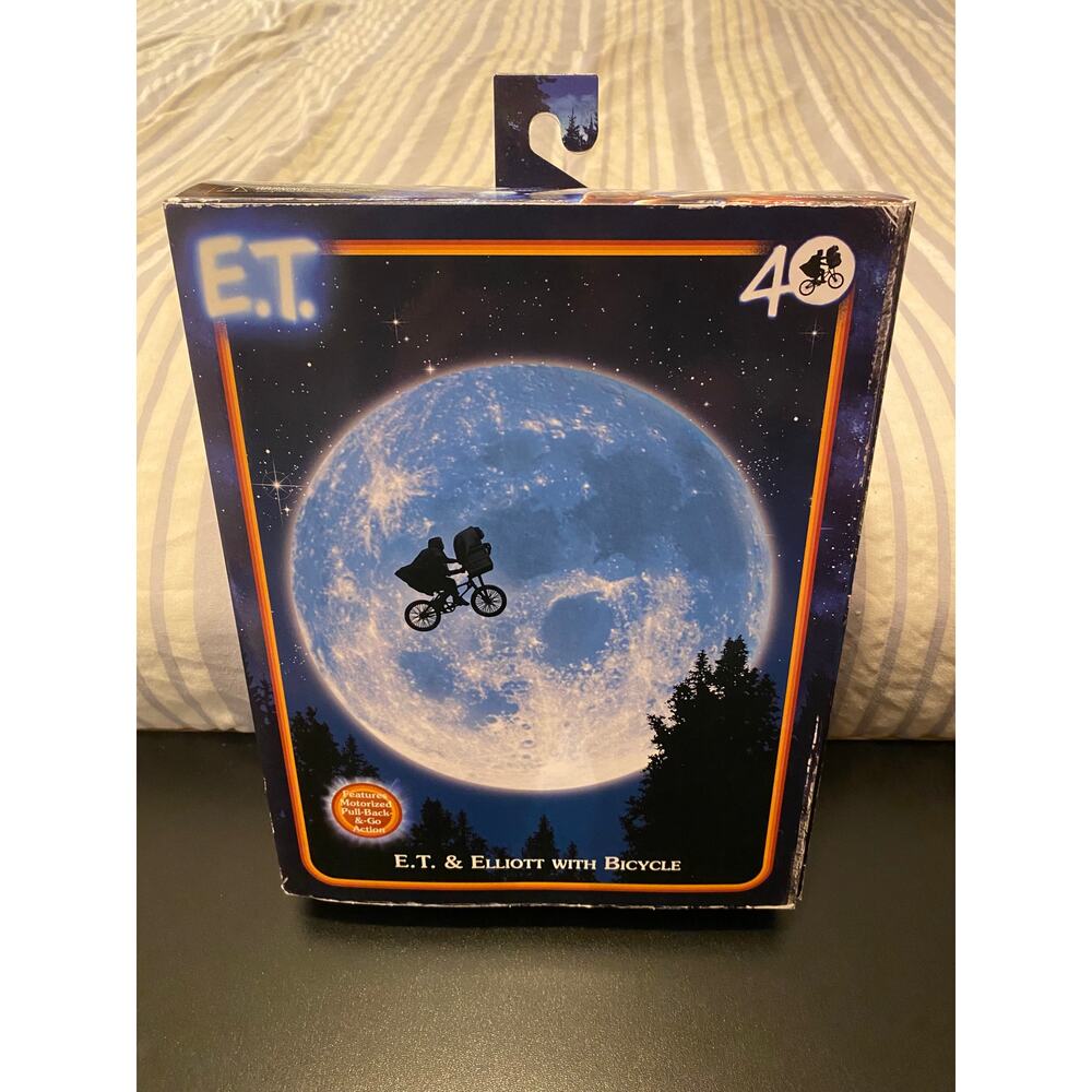 NECA:  E.T. & Elliott On Bicycle (40th Anniversary)
